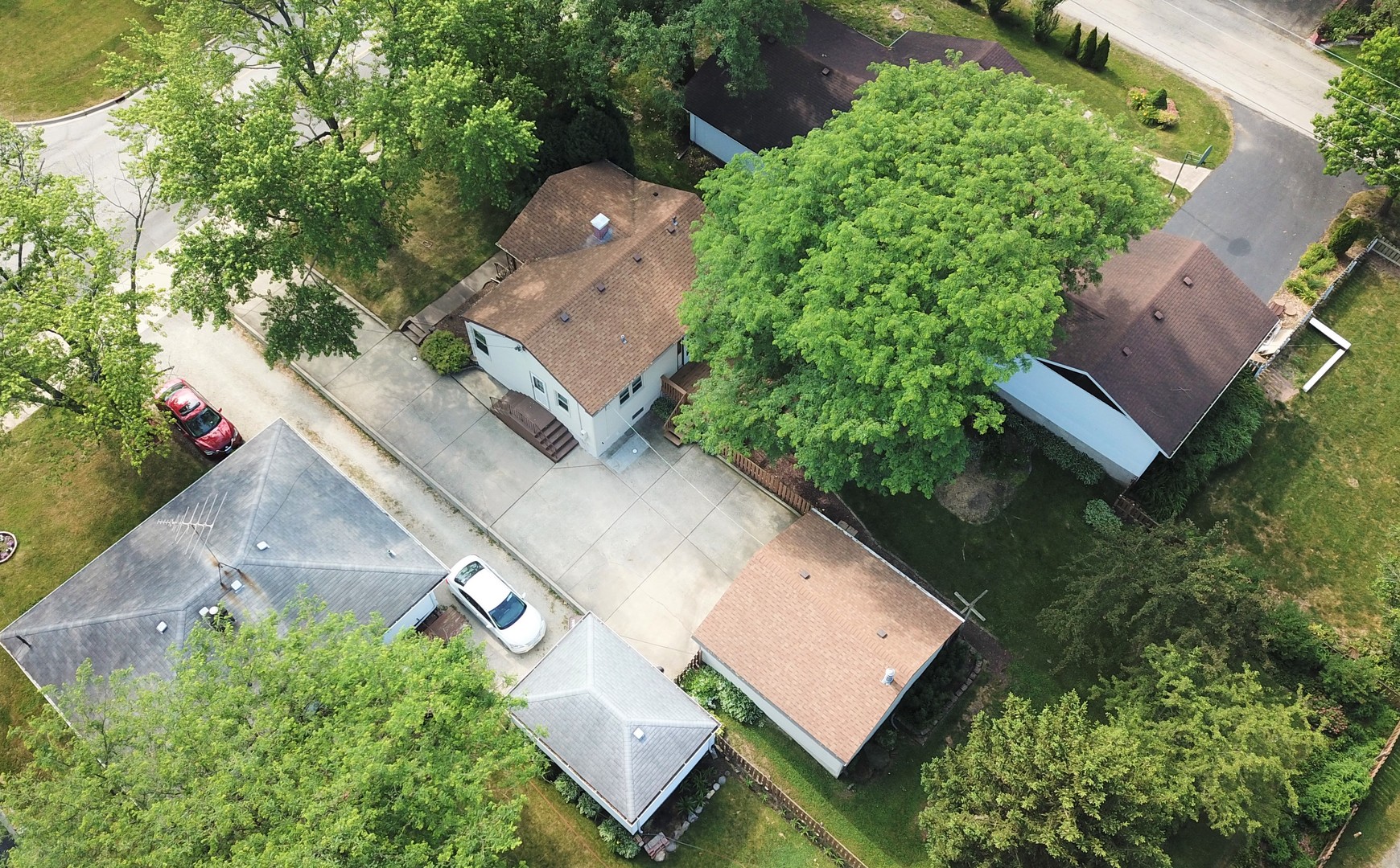1017 North Cedar Road New Lenox, IL 60451 - Photo 22 of 24 an aerial view of a house