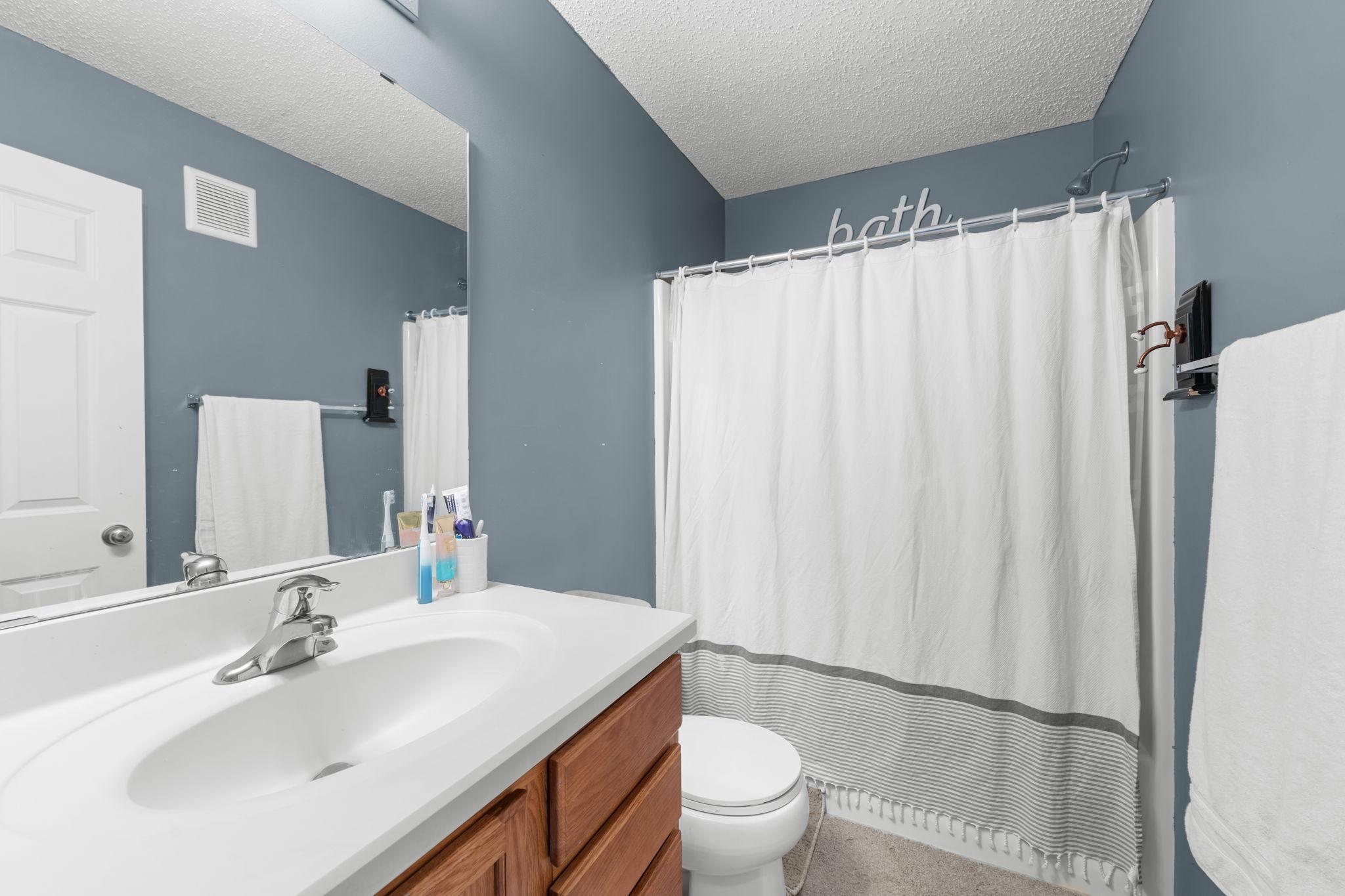 4735 Victor Path, Unit 4 Hugo, MN 55038 - Photo 4 of 12