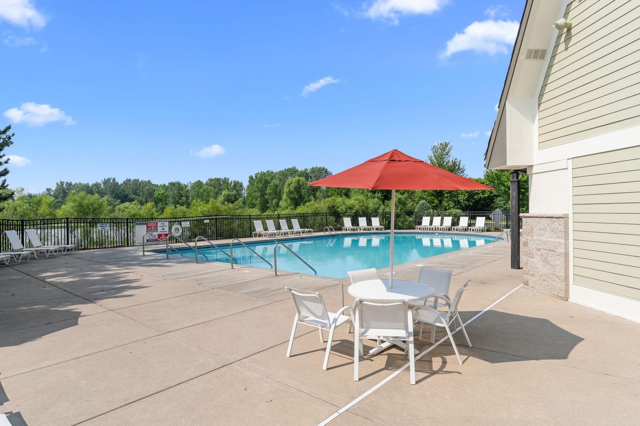 4735 Victor Path, Unit 4 Hugo, MN 55038 - Photo 8 of 12