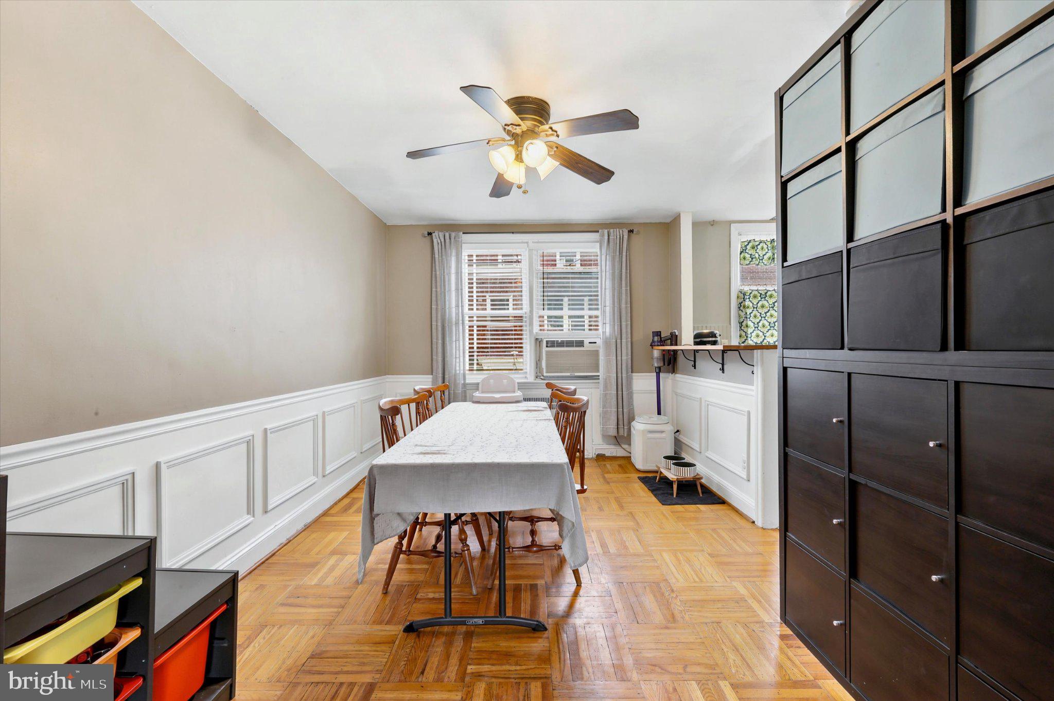 115 Academy Lane Upper Darby, PA 19082 - Photo 5 of 25 a very nice looking room with a large window