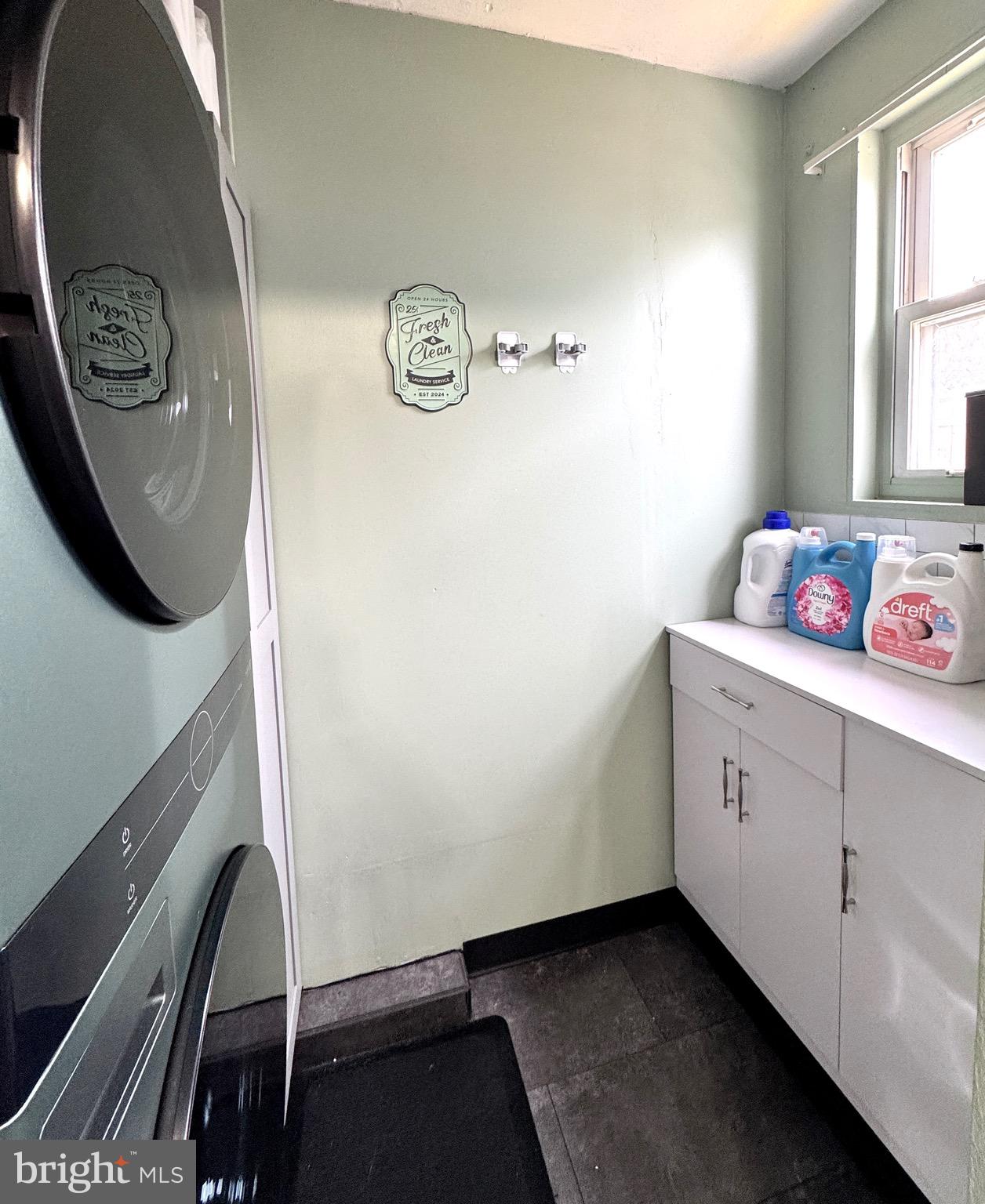 1046 Thomas Road Glen Burnie, MD 21060 - Photo 17 of 30 a view of utility room
