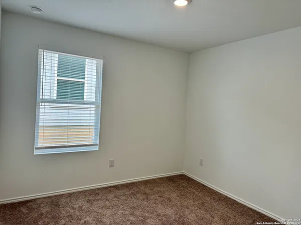 $1,500 | 6702 Willow Landing, Converse, TX 78109