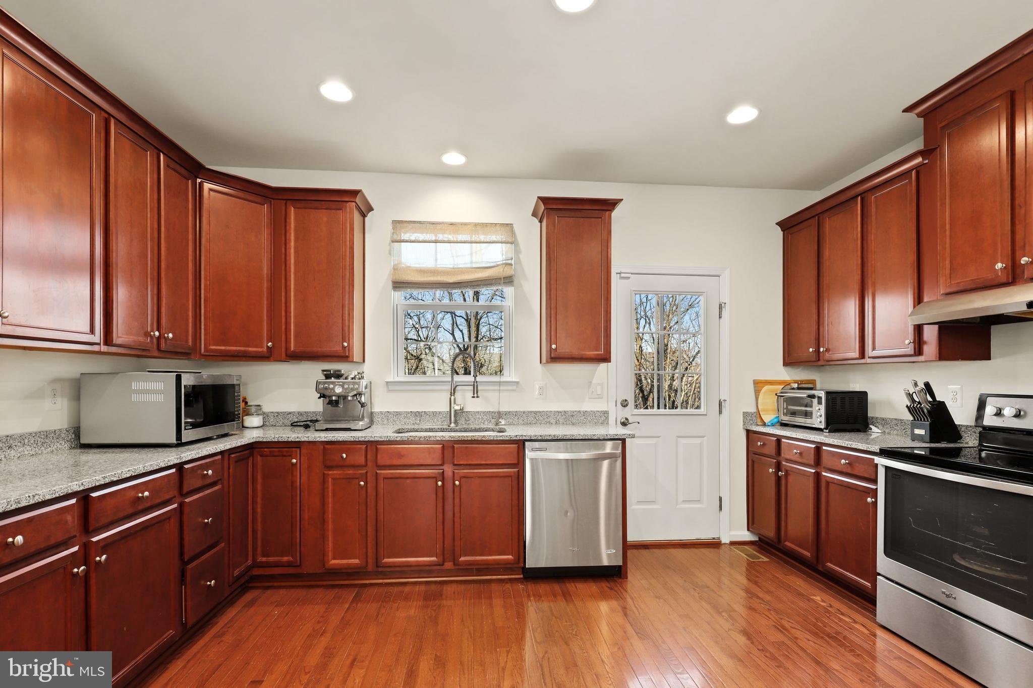 8314 Scotland Loop Manassas, VA 20109 - Photo 13 of 22 Gallery Image 13