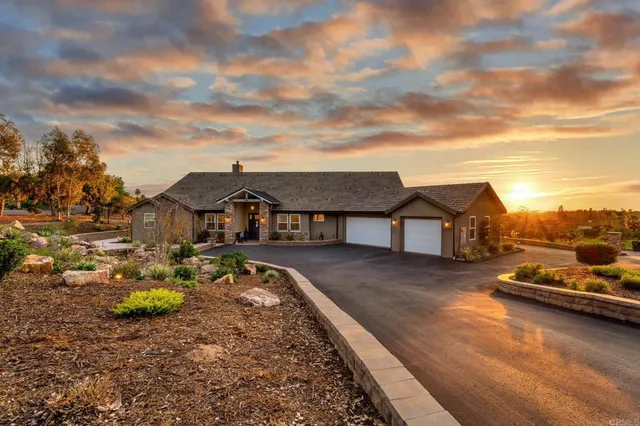 $1,498,747 | 2263 Corner Creek Lane, Fallbrook, CA 92028