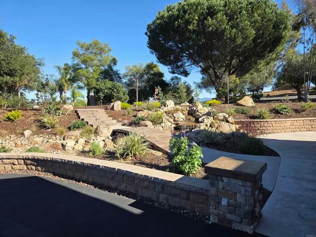 $1,498,747 | 2263 Corner Creek Lane, Fallbrook, CA 92028