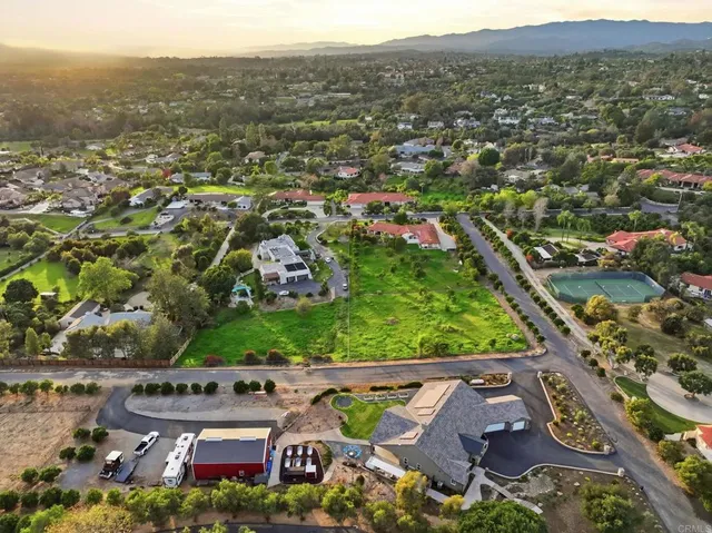 $1,498,747 | 2263 Corner Creek Lane, Fallbrook, CA 92028