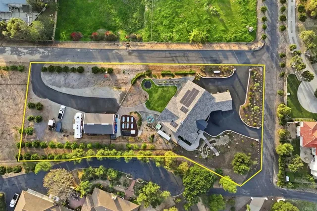 $1,498,747 | 2263 Corner Creek Lane, Fallbrook, CA 92028