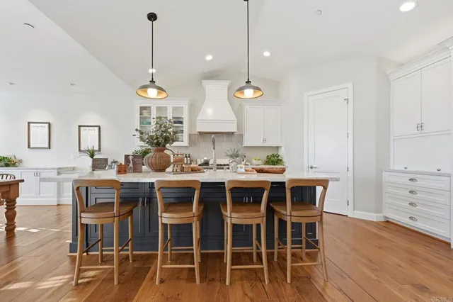 $1,498,747 | 2263 Corner Creek Lane, Fallbrook, CA 92028