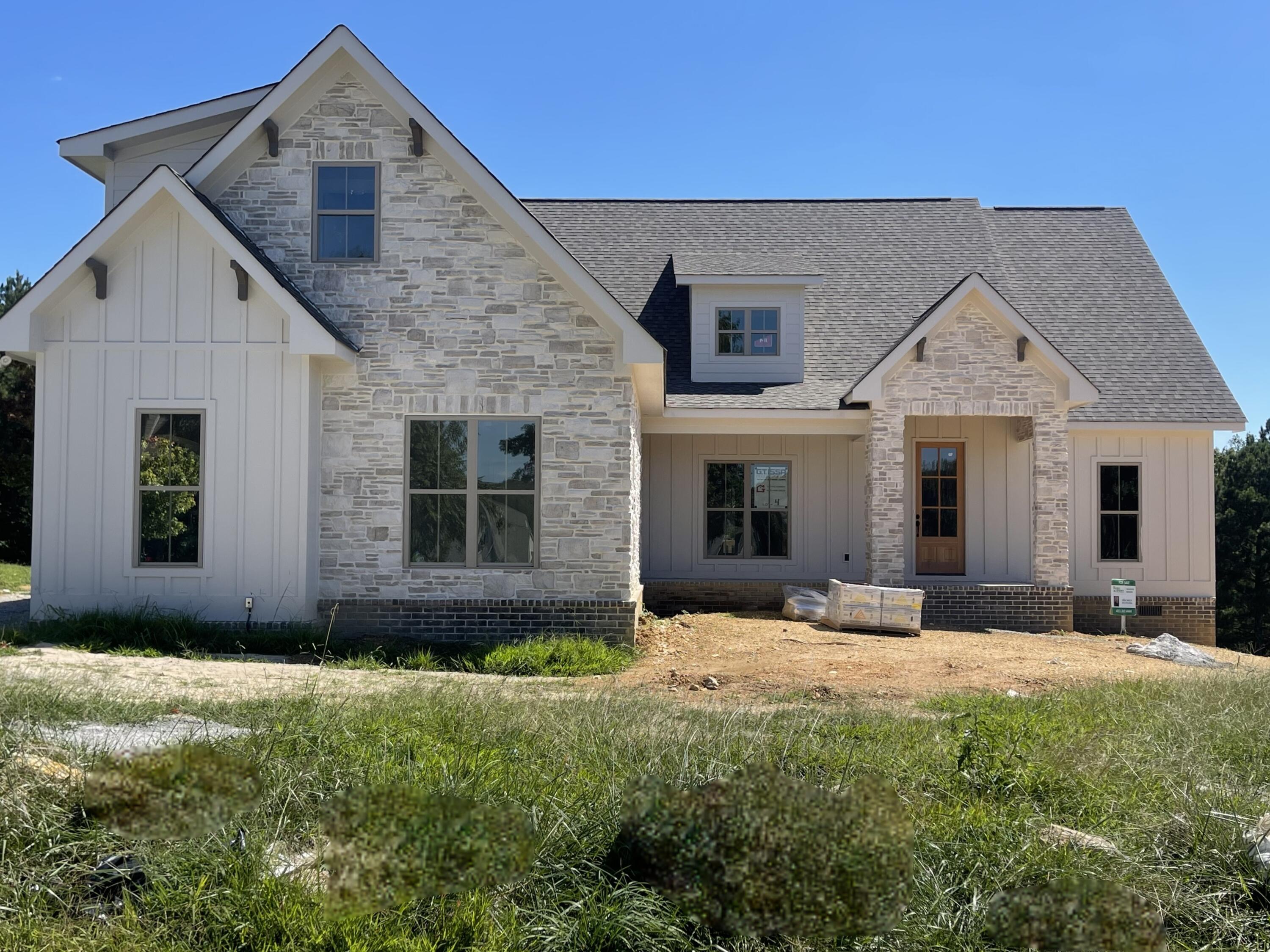 1646 Ritz Way, Unit 4 Soddy Daisy, TN 37379 - Photo 1 of 62 1000070745