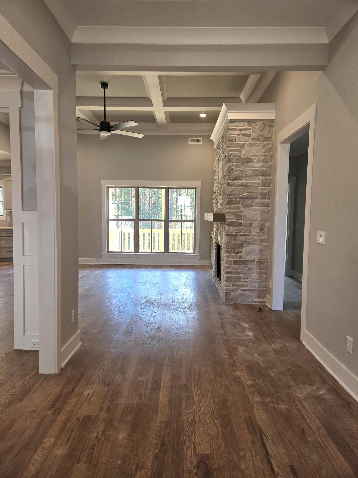 1646 Ritz Way, Unit 4 Soddy Daisy, TN 37379 - Photo 3 of 62 1000077561