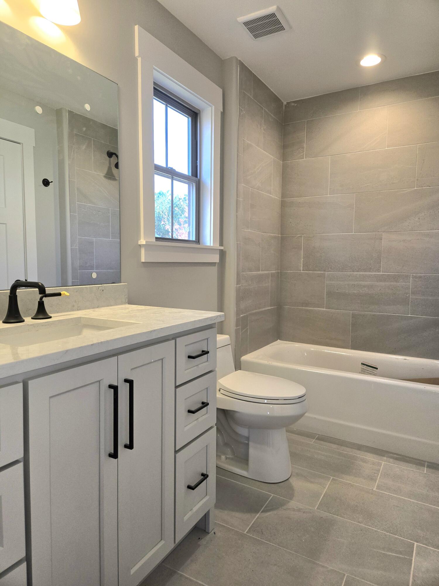 1646 Ritz Way, Unit 4 Soddy Daisy, TN 37379 - Photo 40 of 62 1000077607