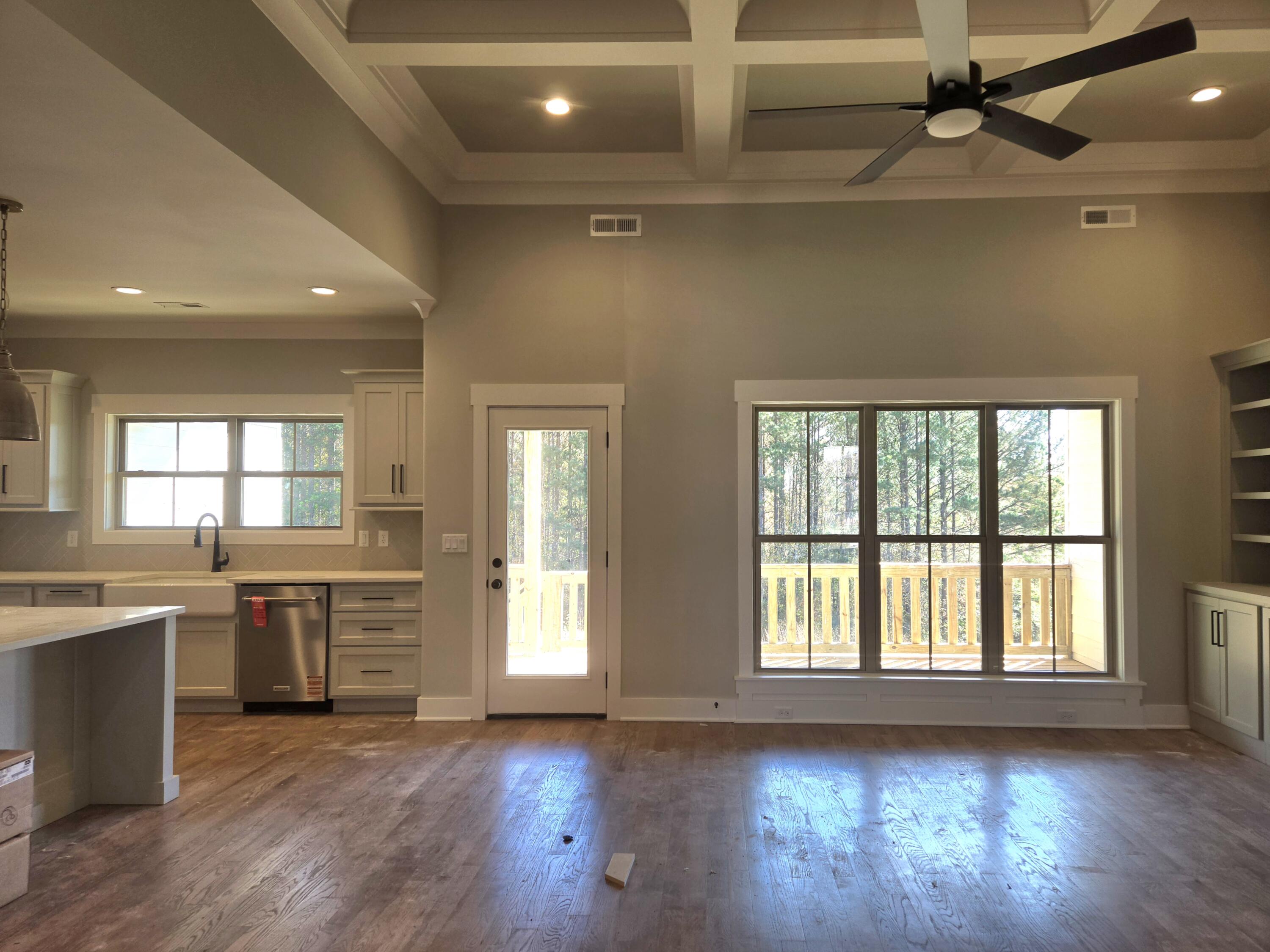 1646 Ritz Way, Unit 4 Soddy Daisy, TN 37379 - Photo 8 of 62 1000077564