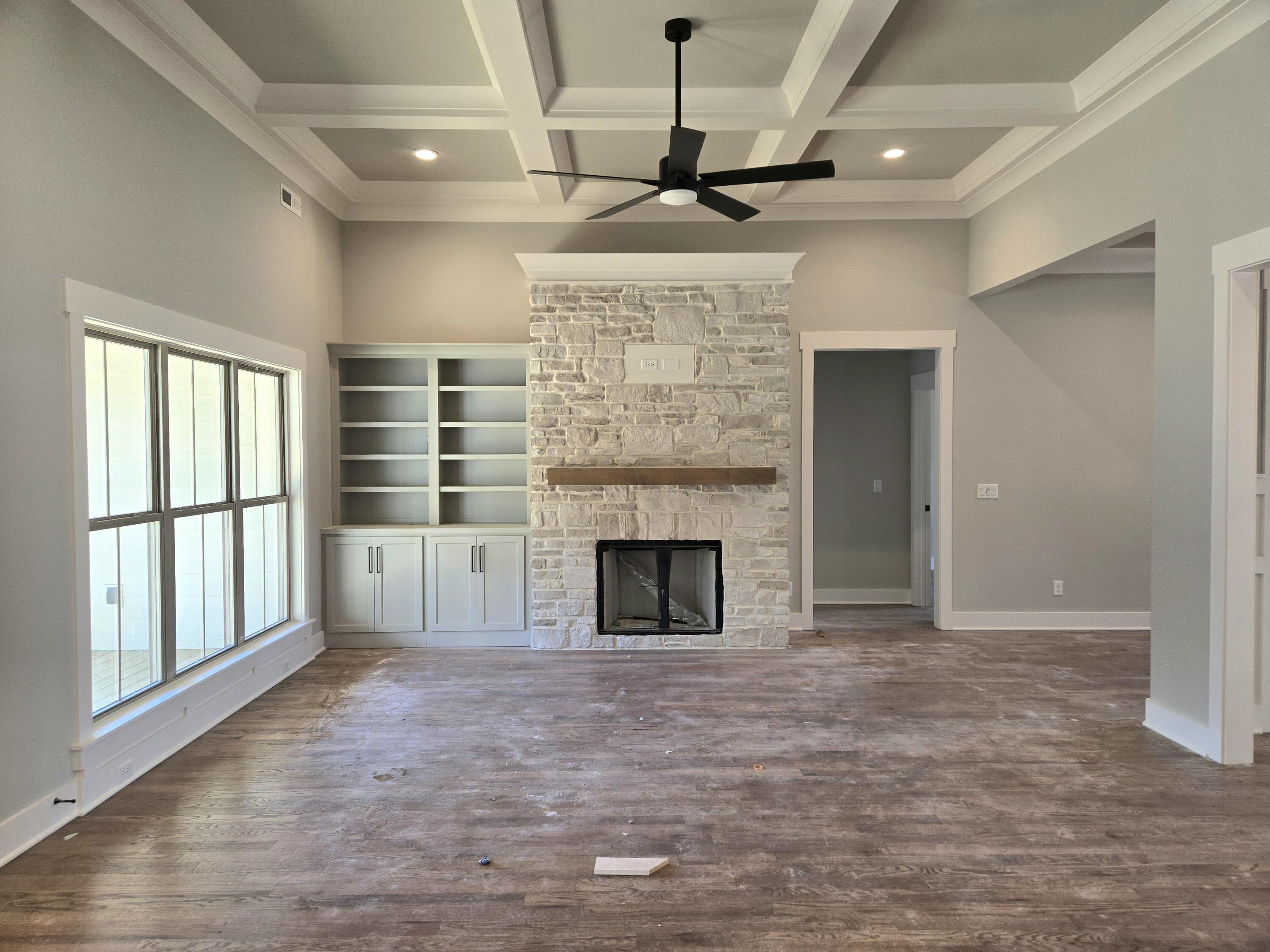 1646 Ritz Way, Unit 4 Soddy Daisy, TN 37379 - Photo 9 of 62 1000077576