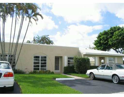 8638 Bella Vista Drive, Unit 99 Boca Raton, FL 33433 - Photo 1 of 12 Primary Photo