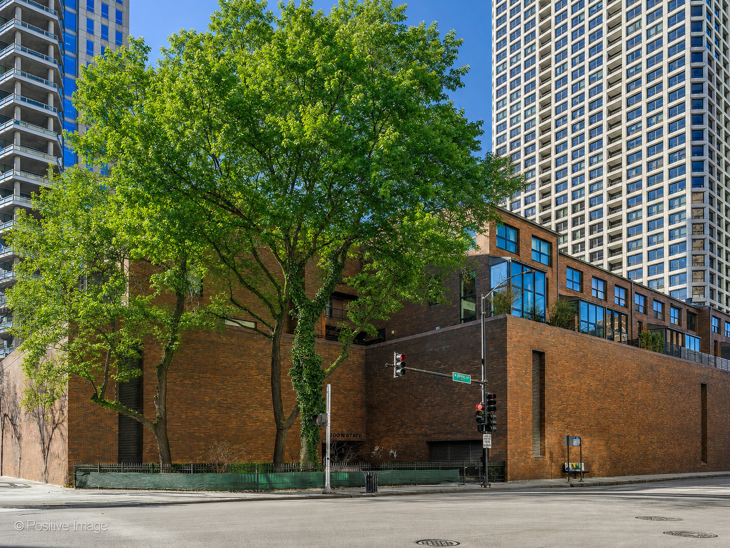 1000 North State Street, Unit 4 Chicago, IL 60610 - Photo 1 of 26