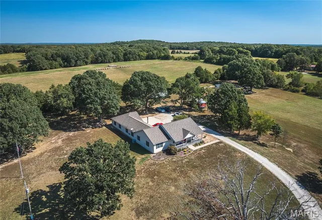 $649,900 | 20665 Private Road 4361, Cook Sta, MO 65449