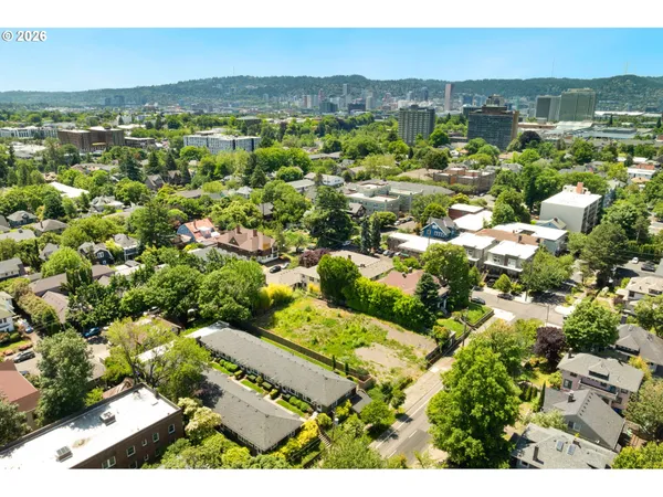 $650,000 | 2226 Northeast Weidler Street, Portland, OR 97232