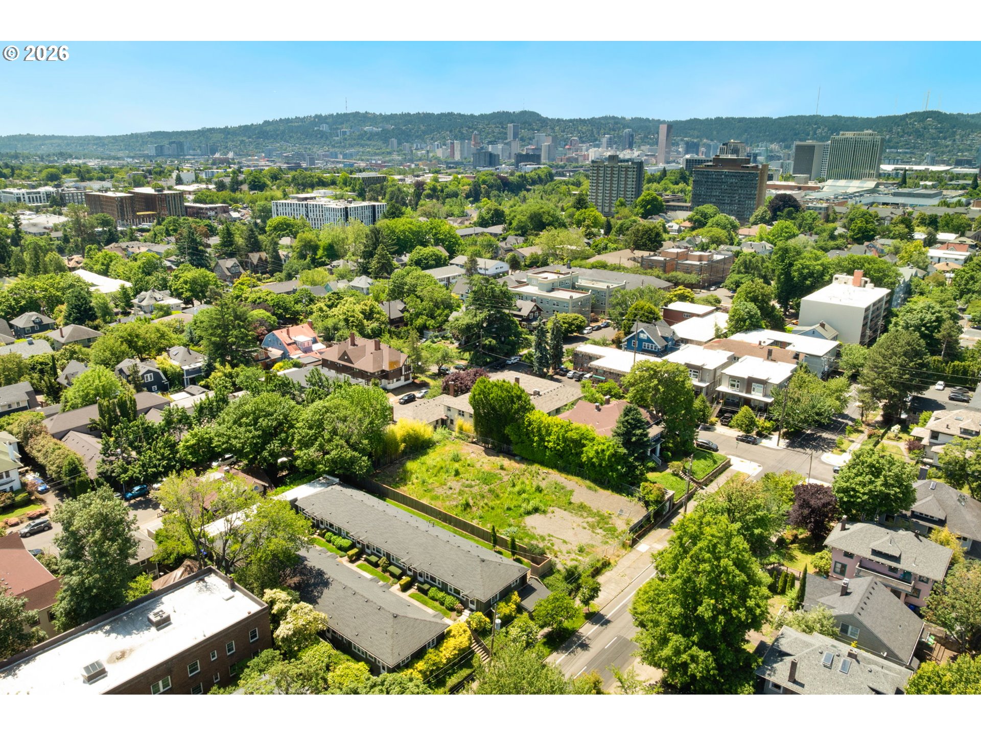 2226 Northeast Weidler Street Portland, OR 97232 - Photo 11 of 14 a view of city and mountain