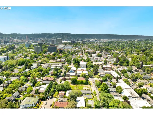 $650,000 | 2226 Northeast Weidler Street, Portland, OR 97232