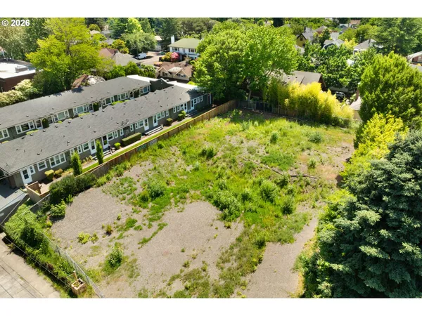 $650,000 | 2226 Northeast Weidler Street, Portland, OR 97232