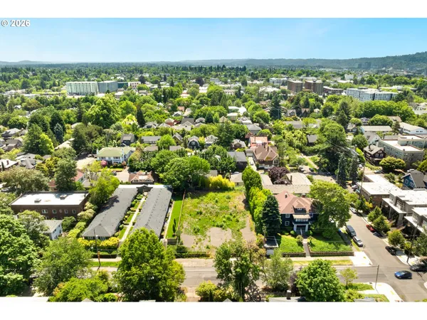 $650,000 | 2226 Northeast Weidler Street, Portland, OR 97232