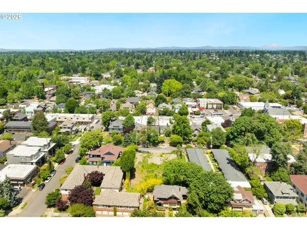 $650,000 | 2226 Northeast Weidler Street, Portland, OR 97232
