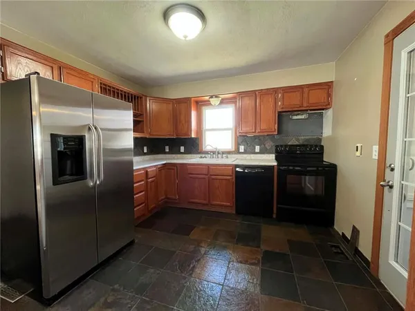 $169,500 | 701 West Ohio Street, Clinton, MO 64735