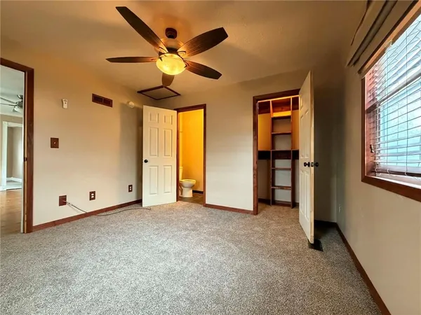 $169,500 | 701 West Ohio Street, Clinton, MO 64735