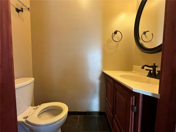 $169,500 | 701 West Ohio Street, Clinton, MO 64735