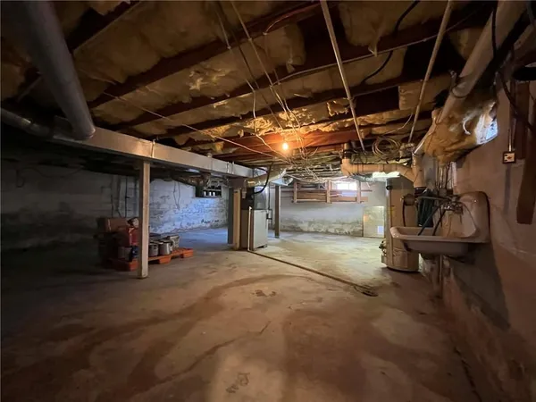 $169,500 | 701 West Ohio Street, Clinton, MO 64735