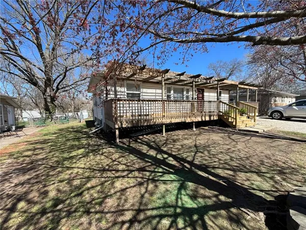 $169,500 | 701 West Ohio Street, Clinton, MO 64735