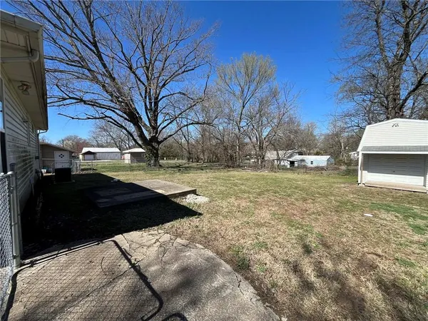 $169,500 | 701 West Ohio Street, Clinton, MO 64735