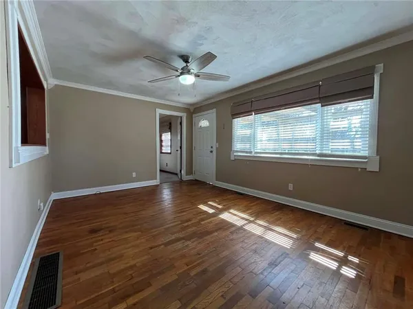 $169,500 | 701 West Ohio Street, Clinton, MO 64735