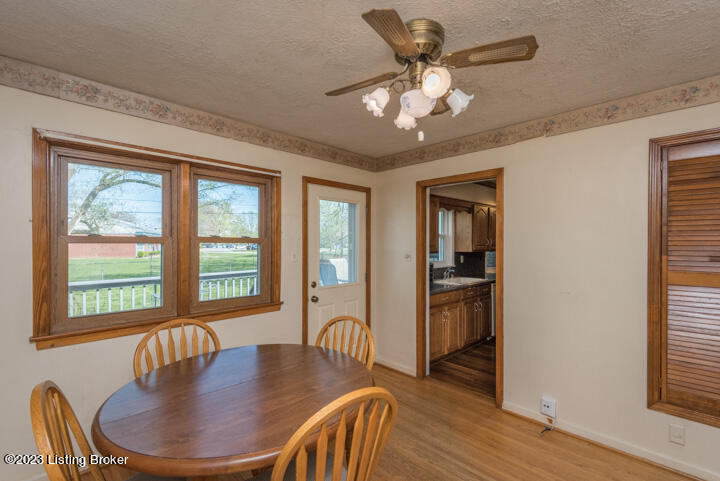 5 Pembroke Road Louisville, KY 40220 - Photo 16 of 38 016