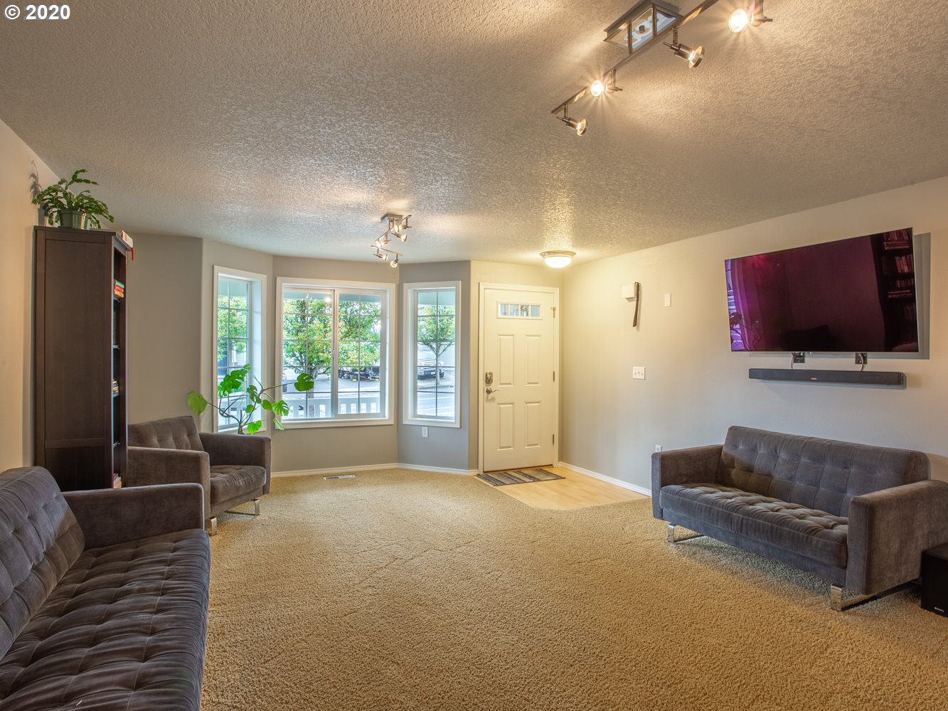 2406 North Heron Drive Ridgefield, WA 98642 - Photo 2 of 23 Gallery Image 2