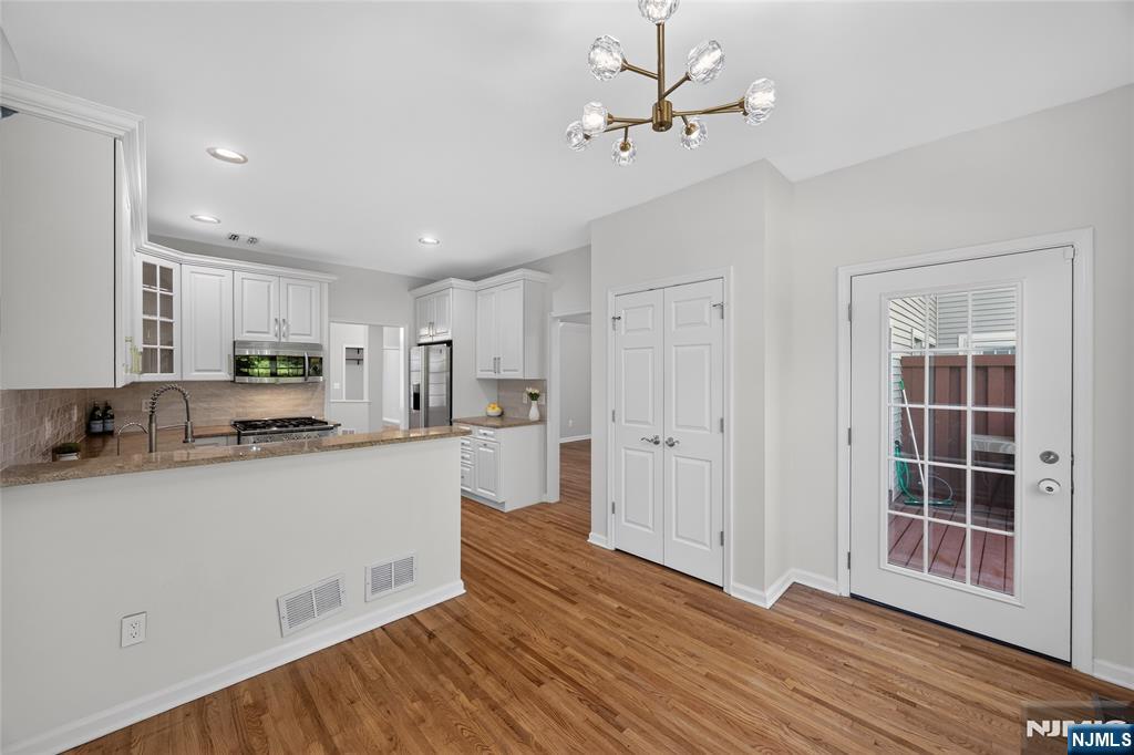 6 Schweinberg Drive, Unit R Roseland, NJ 07068 - Photo 8 of 48