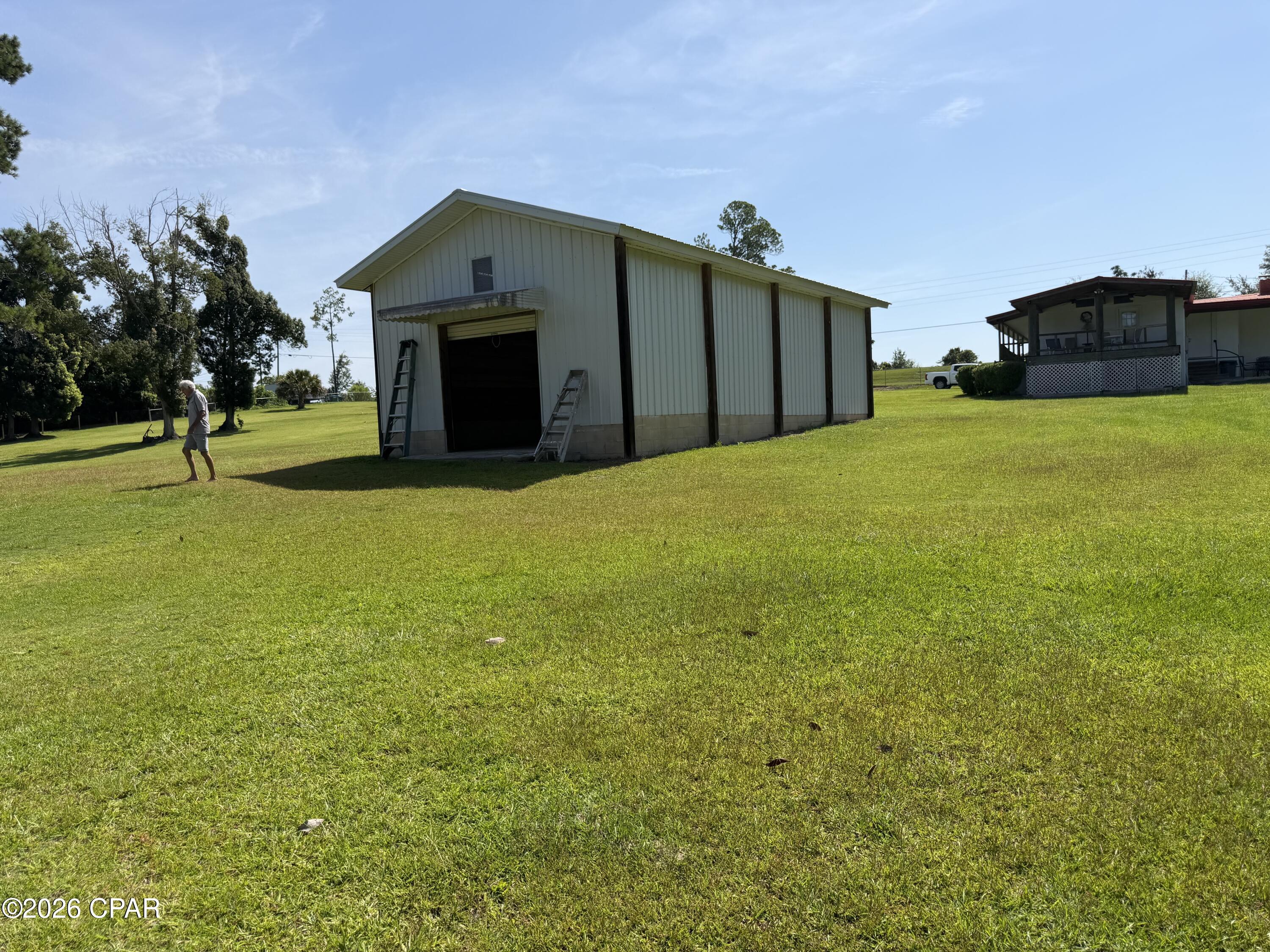 379 Lakepoint Road Alford, FL 32420 - Photo 37 of 61