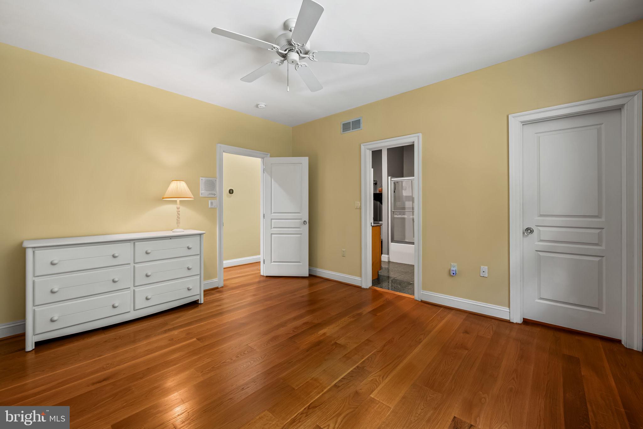2214 Blue Mt Road Monkton, MD 21111 - Photo 44 of 68 Bedroom with
Semi-Private Bathroom