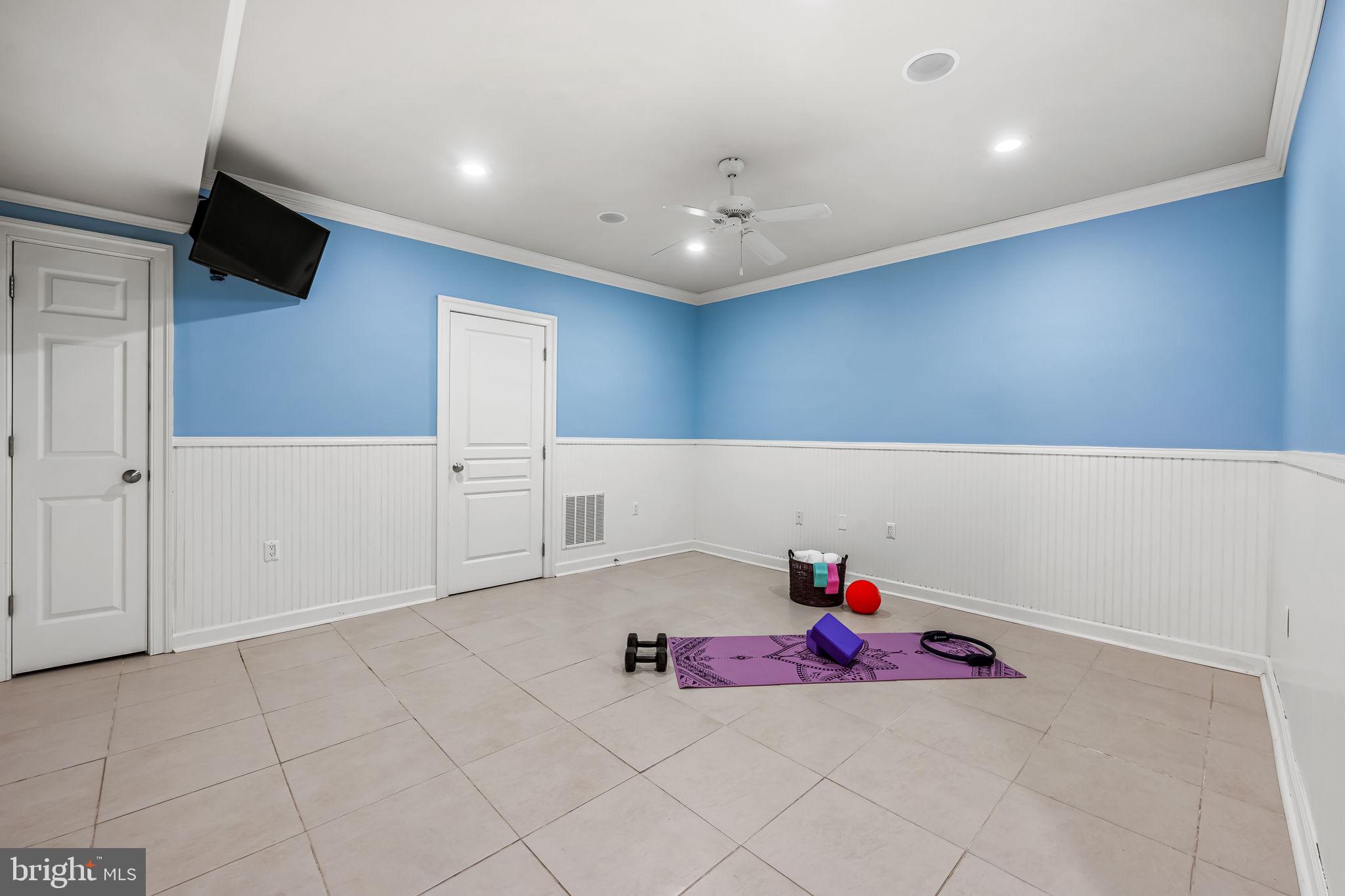 2214 Blue Mt Road Monkton, MD 21111 - Photo 55 of 68 a living room with hard wood flooring and a couch