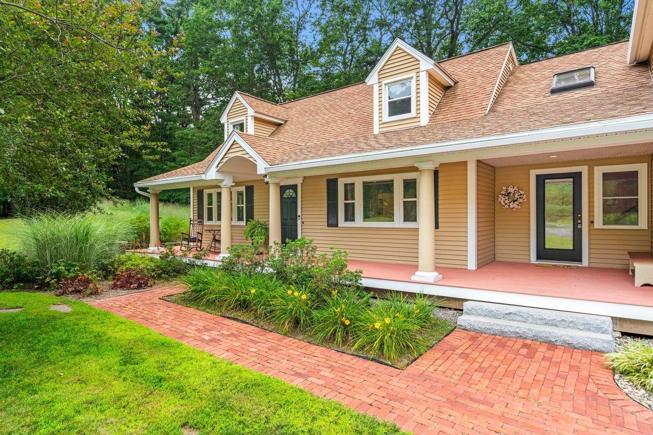 7 Rideout Lane Brookline, NH 03033 - Photo 2 of 50