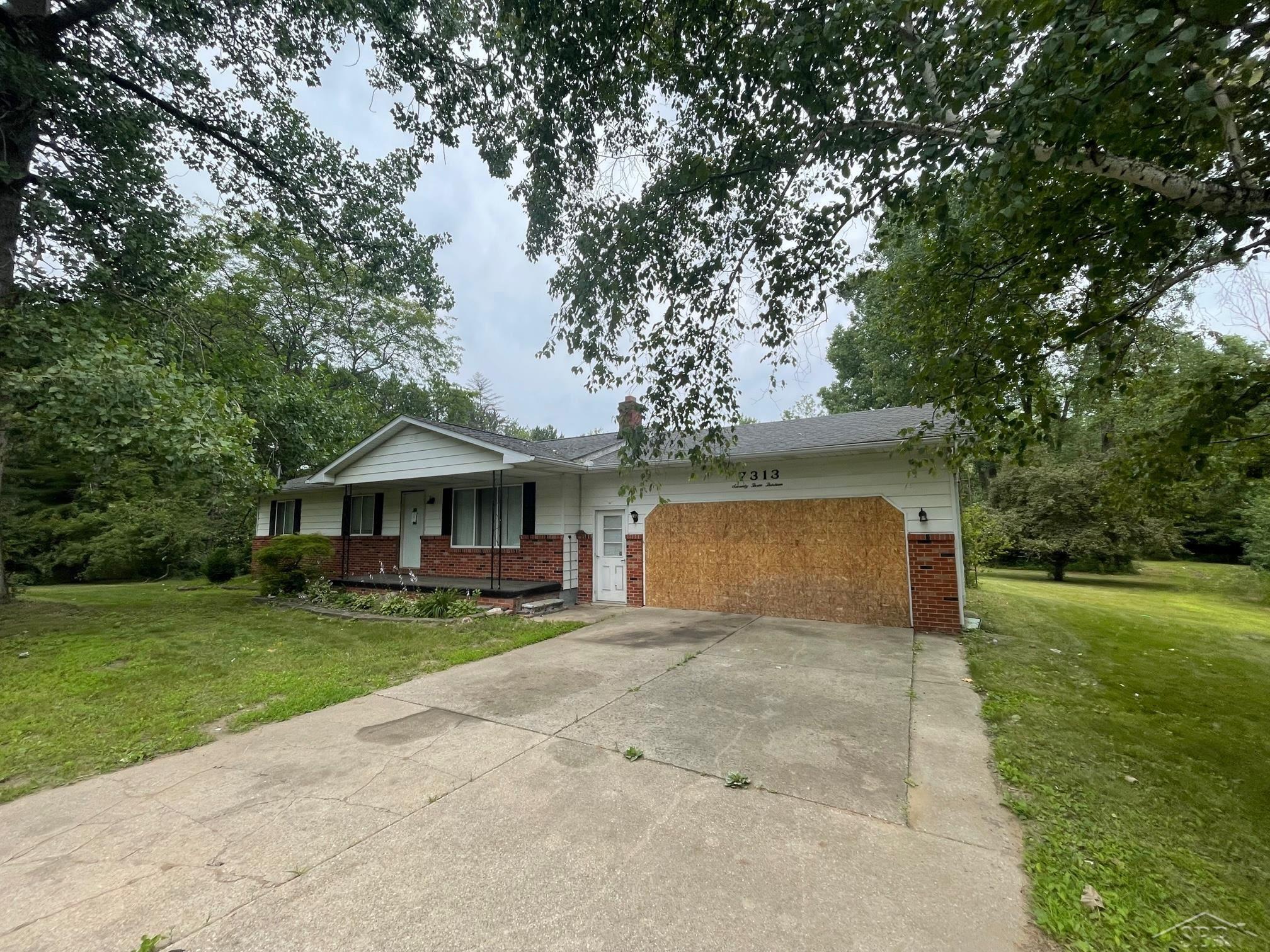 7313 Rathbun Road Birch Run, MI 48415 - Photo 4 of 17