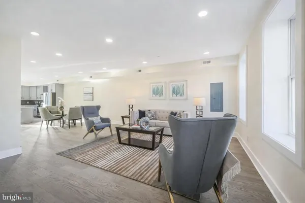 $4,395 | 3552 Warder Street Northwest, Unit 2, Washington, DC 20010