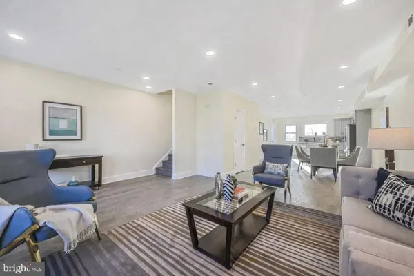 $4,395 | 3552 Warder Street Northwest, Unit 2, Washington, DC 20010