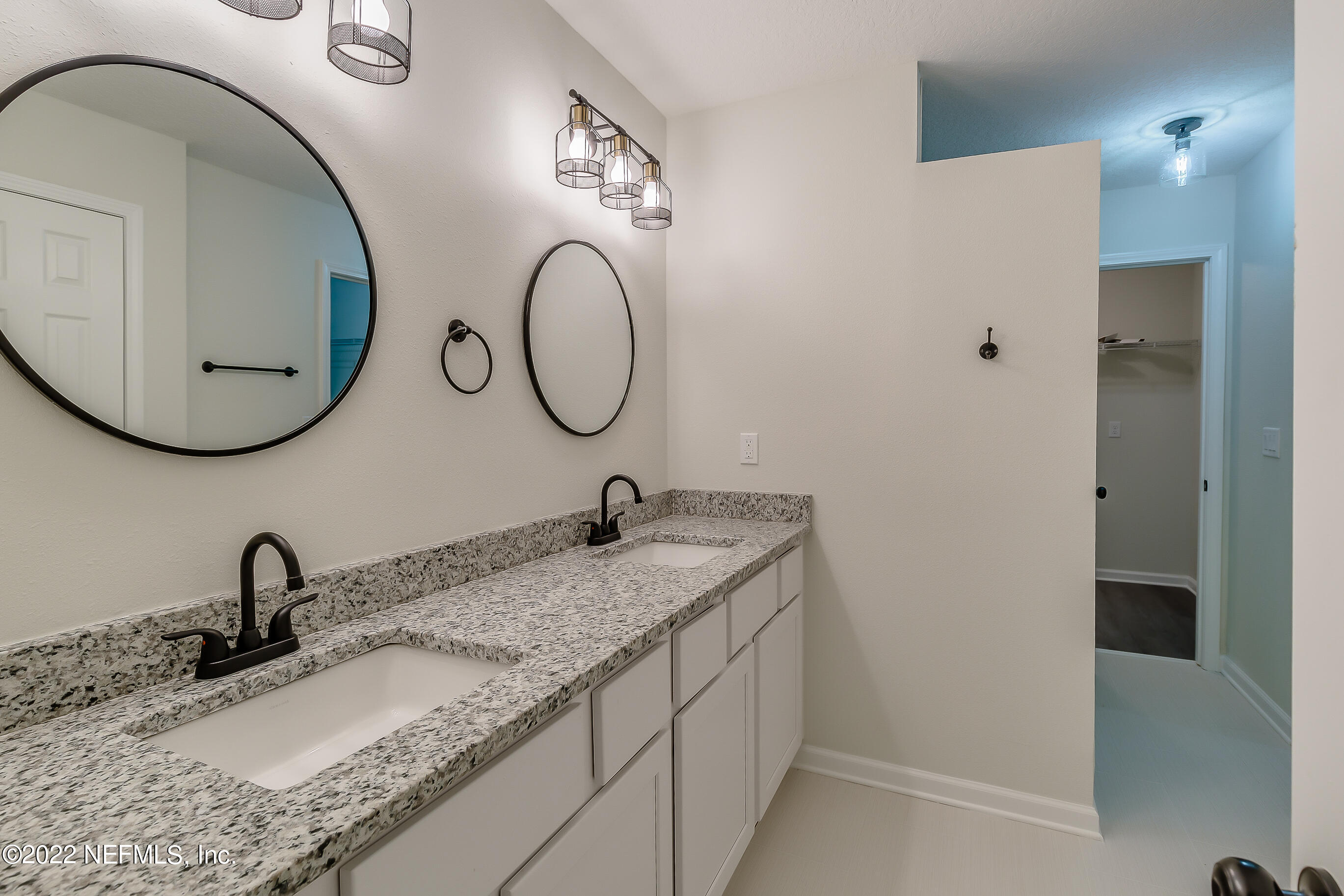 11005 Duval Road Jacksonville, FL 32218 - Photo 27 of 44 Master Bath