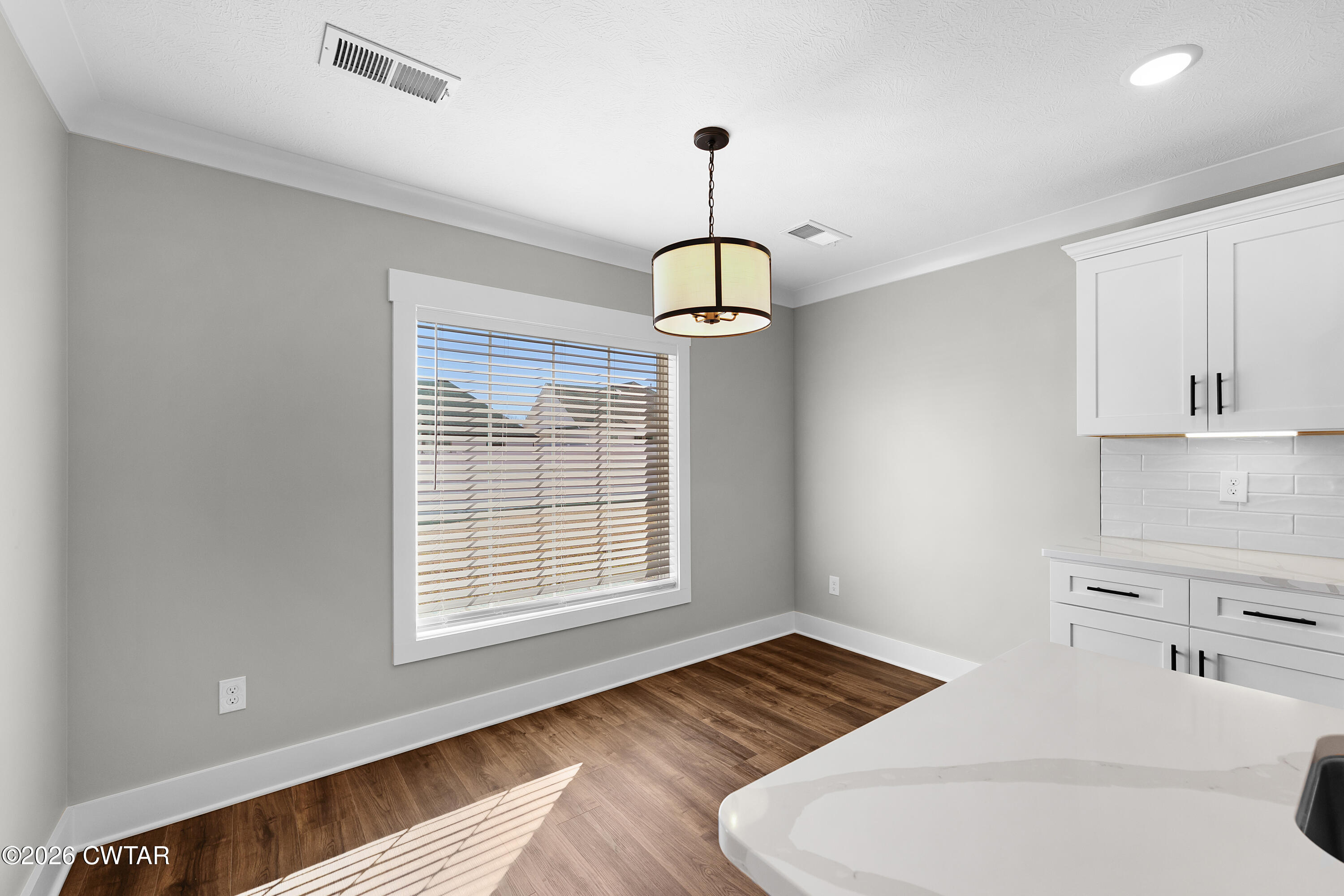 36 Easington Cove Jackson, TN 38305 - Photo 8 of 16 a bedroom with bed and a window