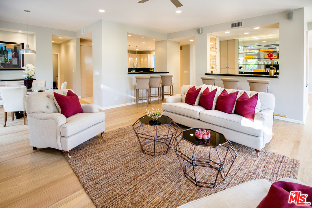 1265 Chateau Road Pasadena, CA 91105 - Photo 15 of 25