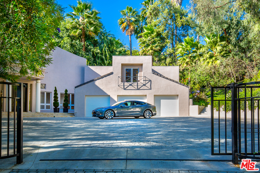 1265 Chateau Road Pasadena, CA 91105 - Photo 25 of 25