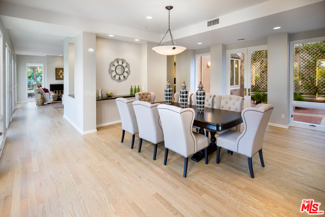 1265 Chateau Road Pasadena, CA 91105 - Photo 8 of 25