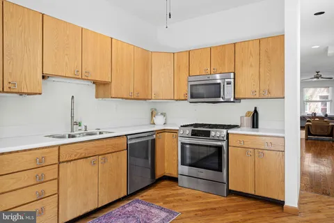 $850,000 | 2424 Lombard Street, Philadelphia, PA 19146