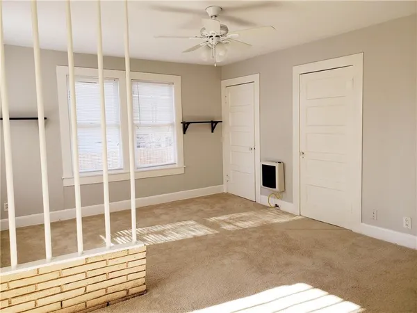 $1,195 | 402 North Augusta Street, Dallas, TX 75214